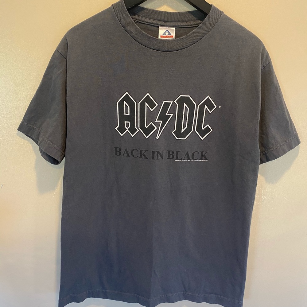 Vintage acdc mens graphic tee aaa medium